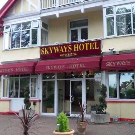 سلوف Skyways Hotel المظهر الخارجي الصورة